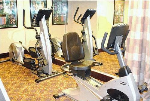 Holiday Inn Express Waterbury Buitenkant foto
